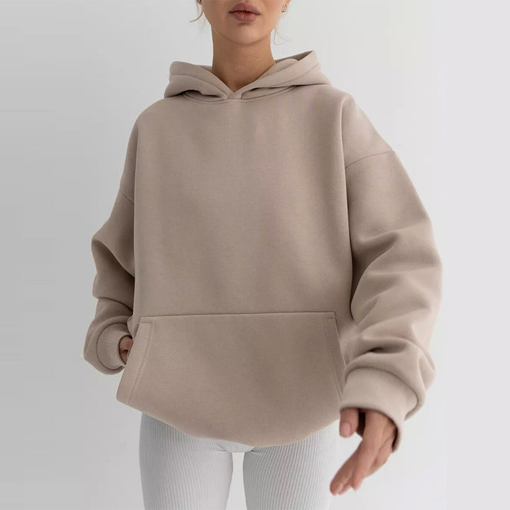 Dame Oversize Hoodie laget av høykvalitets bomullsblanding Skjora