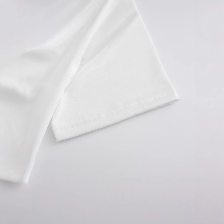 Dame Crop-Shirt med sjarmerende sløyfe-motiv og astrologisk trykk Skjora
