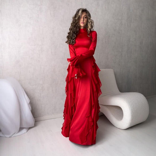 Damer Elegant Maxi Kjole med Voluminøse Volanger og Skinnende Finish