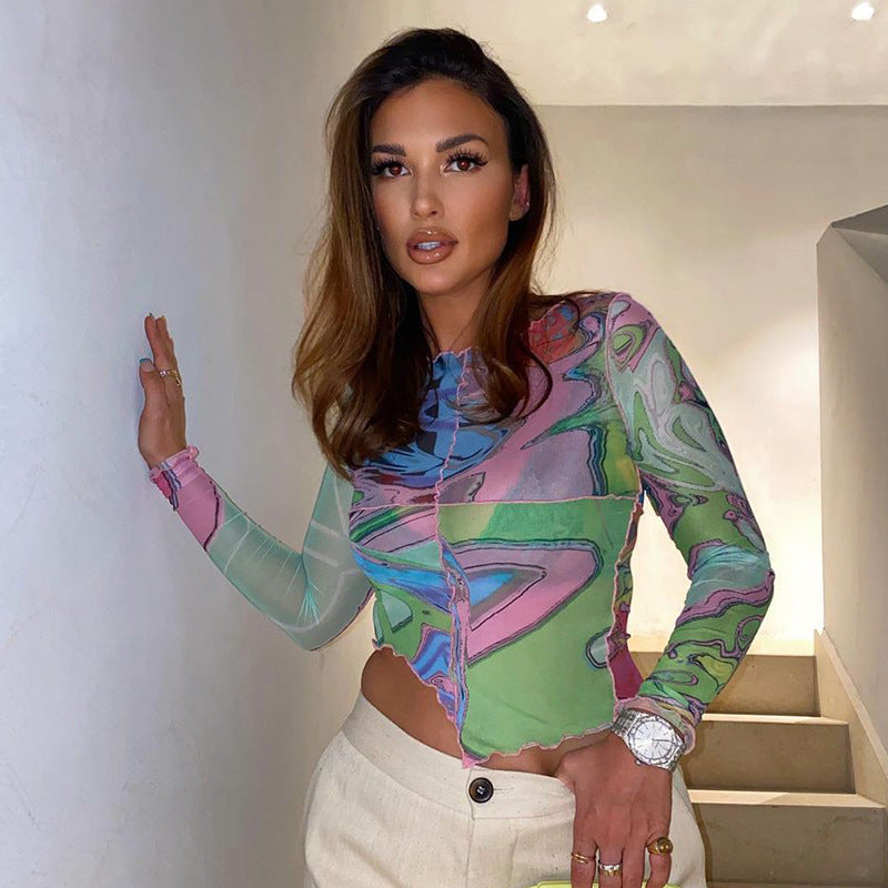 Dame Crop-Top med kreative grafiske trykk og figursydde snitt Skjora