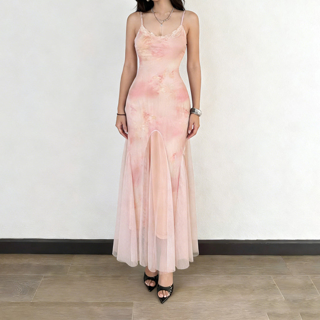 Dame elegant maxikjole i transparent spandex og blomsterdesign Skjora