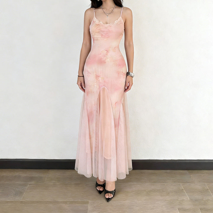 Dame elegant maxikjole i transparent spandex og blomsterdesign Skjora