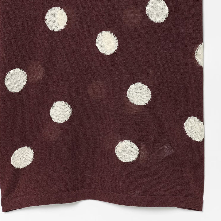 Dame Maxikjole med høytstående krage og lekent prikkedesign Skjora