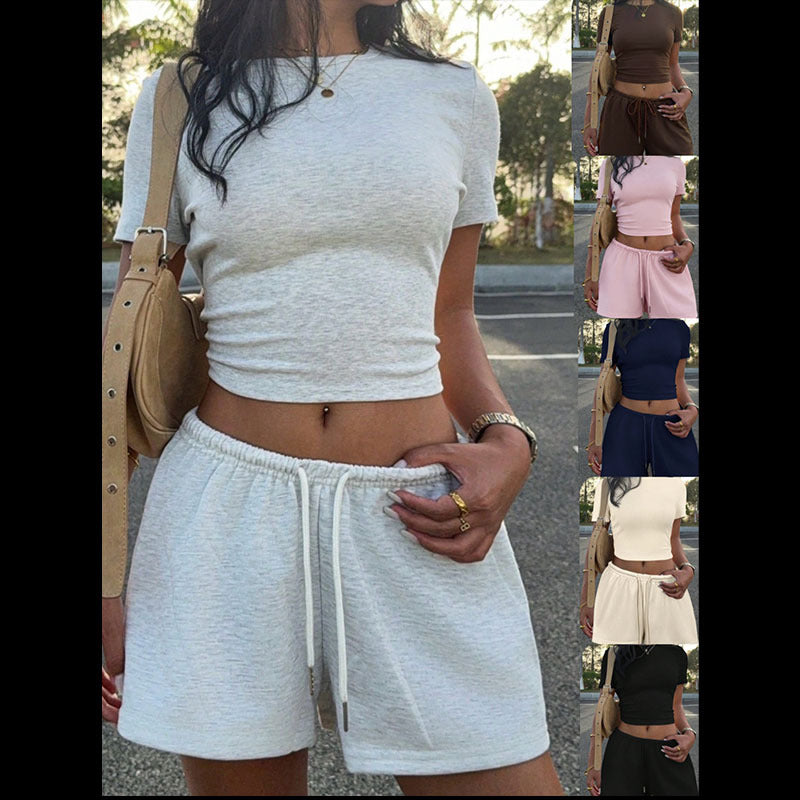Dame Crop-Top med figursydd snitt og komfortabelt materiale Skjora