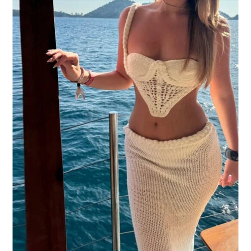 Damen Elegantes Häkel-Zweiteiler mit asymmetrischem Design Skjora