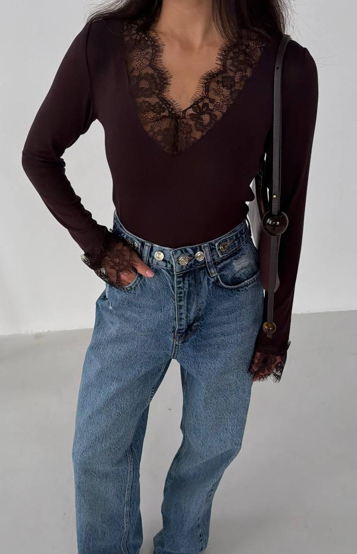 Dame bodysuit med delikat blondekant Skjora