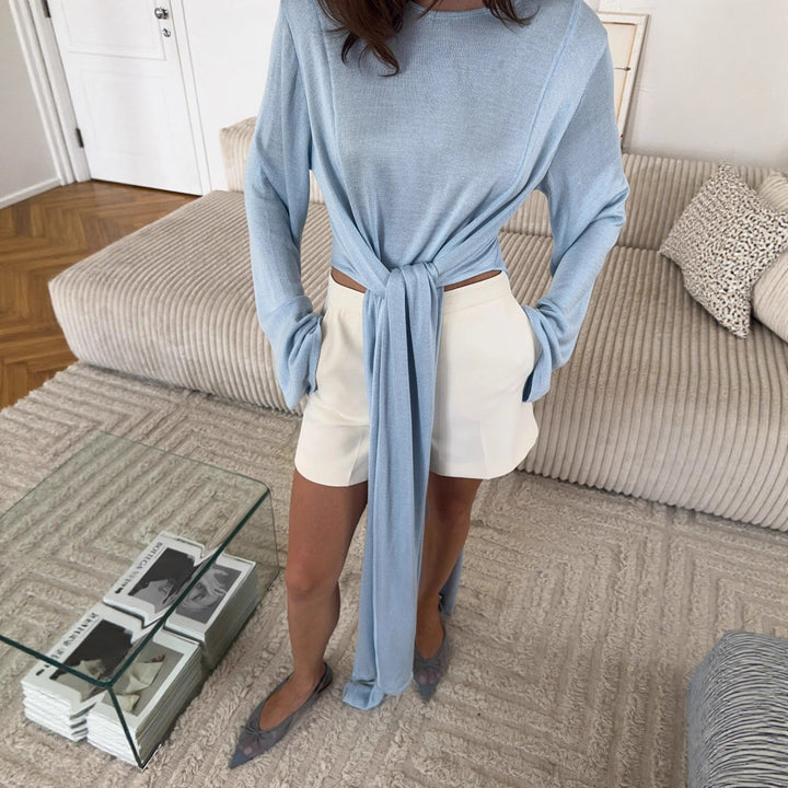Dame casual cropped topp med innovativt omslaglook og lange ermer Skjora