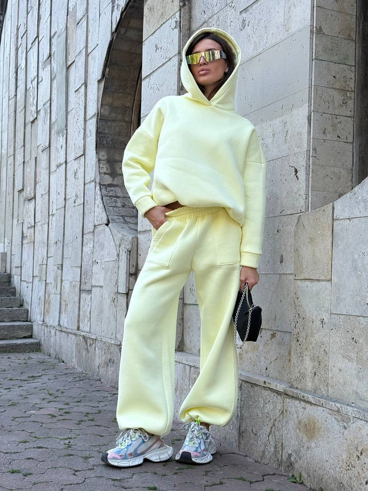 Dame casual hoodie og jogger kombinasjon Skjora