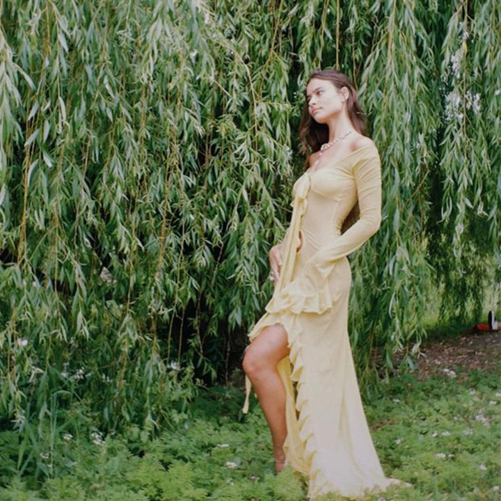 Dame elegant strandkjole med transparente innsatser og raffinerte snøringdetaljer Skjora
