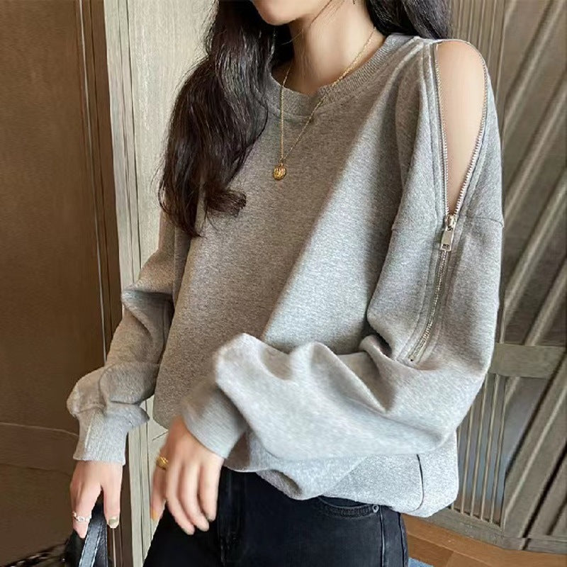 Kvinnes uformell oversized genser med åpne skuldre og moderne design