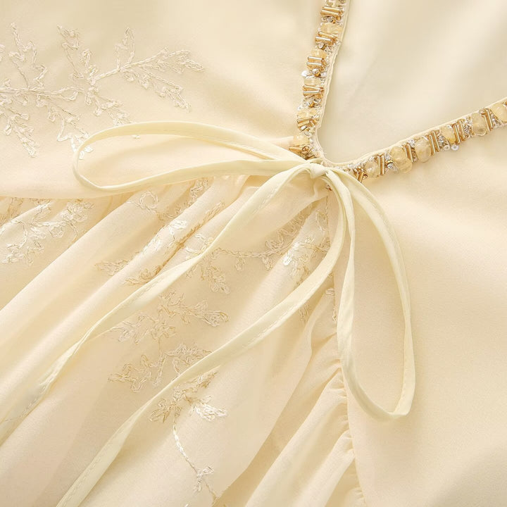Dame lett bluser med flytende snitt og elegante bånddetaljer Skjora