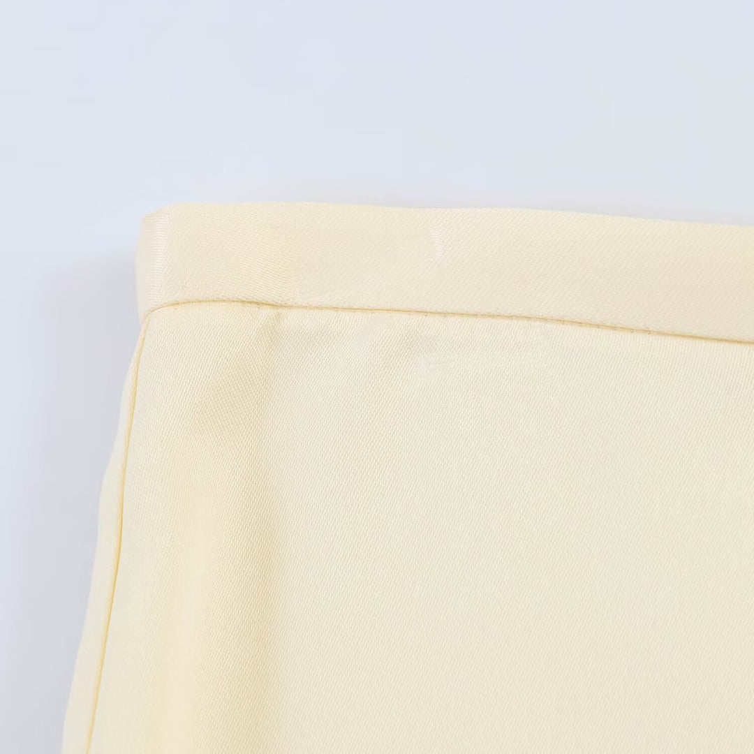 Damer elegant plisserte culotte-skjørt med delikate spissdetaljer Skjora