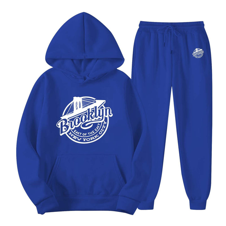 Kvinnes avslappende sweat suit med stilfull Brooklyn trykk Skjora