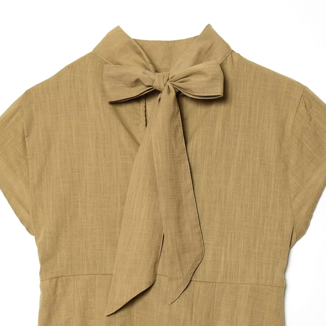 Dame bluser skjorte med elegant ståkrage og plisserte detaljer Skjora