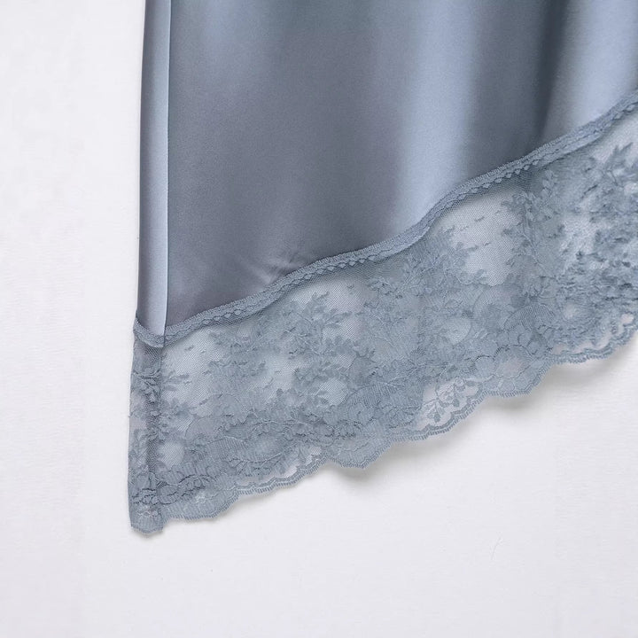 Dame elegant satengenser med delikat blonderdetalj Skjora