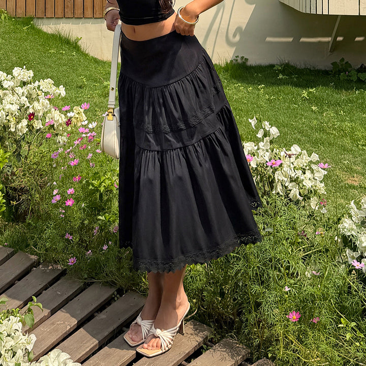 Dame elegant lagdelt skjørt med spissdetaljer Skjora