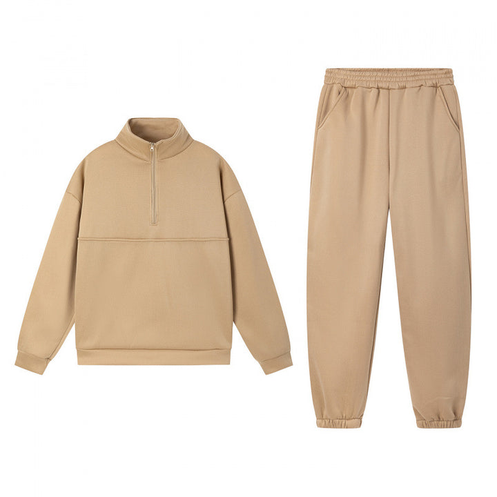 Sporty sweatshirt-set for women with high collar and elastic cuffs Skjora