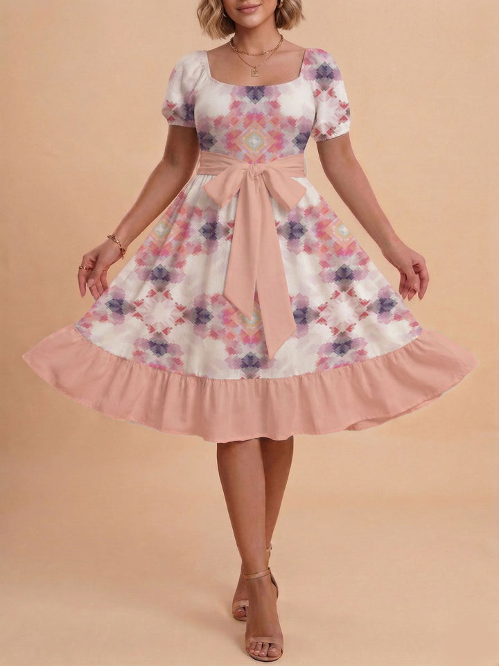 Damen Midikleid mit verspieltem Druck und tailliertem Schnitt Skjora