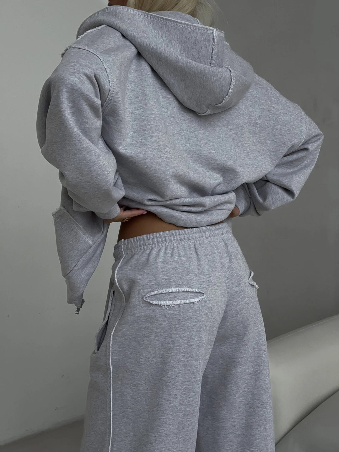 Kvinners komfortable oversized genser med casual joggebukser Skjora