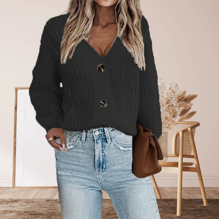 Dame chunky strikket cardigan med knappdetaljer og voluminøse ermer Skjora