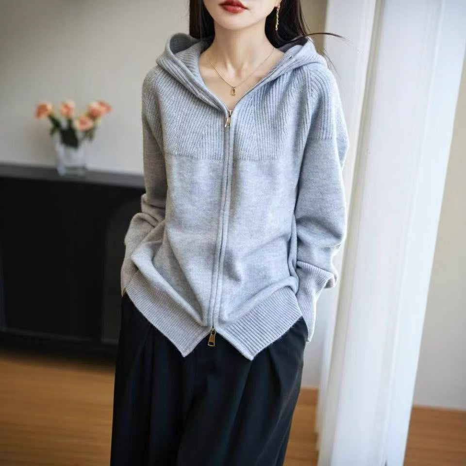 Women's hooded cardigan with zipper Skjora