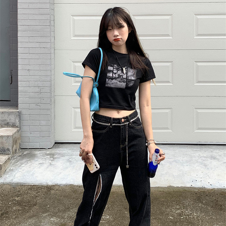 Damer Cropped T-skjorte med kreativ grafisk design Skjora