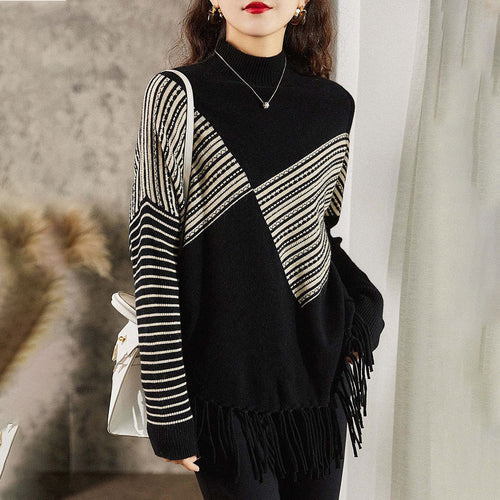 Dame oversized genser med grafisk stripe mønster og frynser Skjora