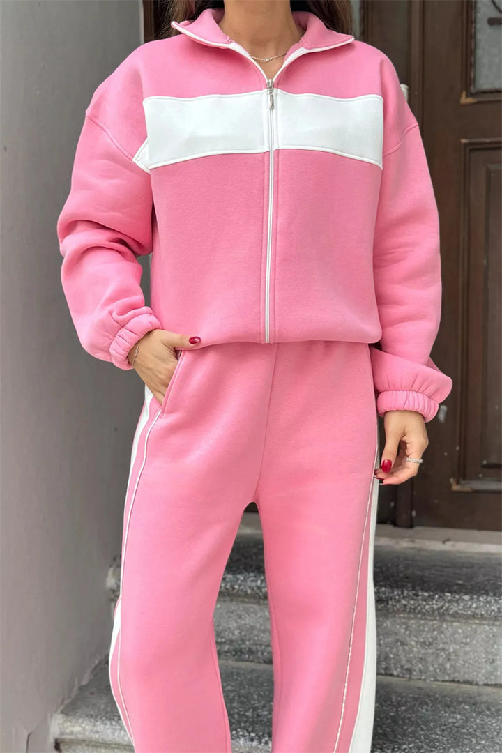 Women's sporty casual set with high collar and side stripes Skjora