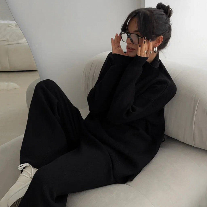 Kvinnelig elegant og koselig strikket loungewear sett Skjora