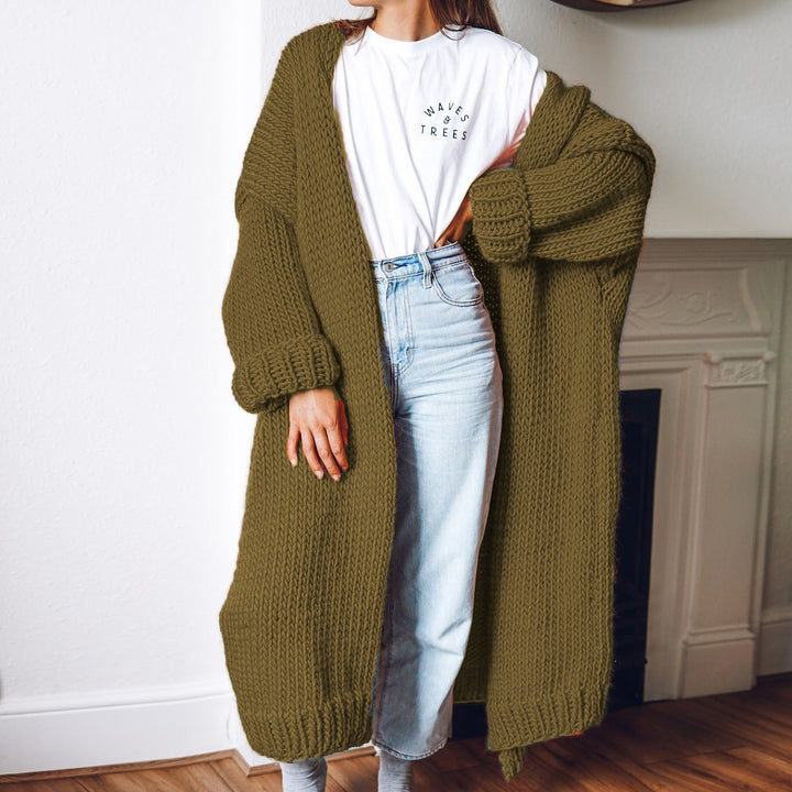 Dame chunky strikket cardigan med komfortabel oversized passform og dype lommer Skjora