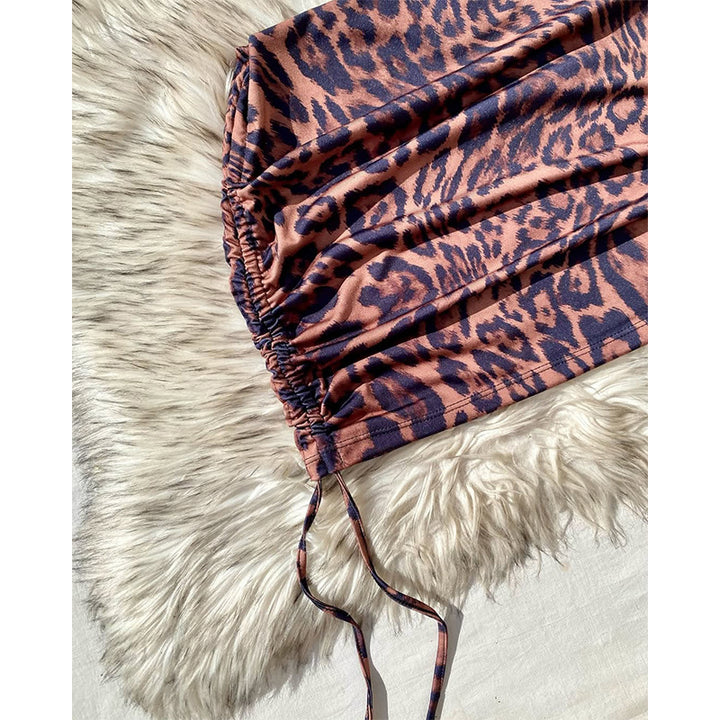 Damer sexy Leo-Crop-Top med leken omslagdesign Skjora