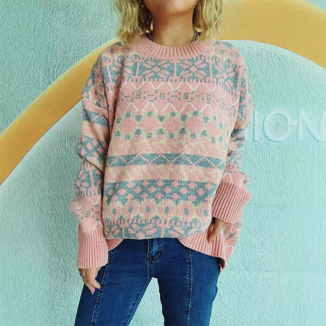 Woman comfortable sweater with traditional Norwegian pattern and relaxed fit Skjora