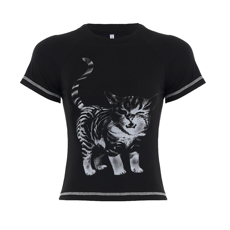 Women's T-shirt with creative cat design and sporty cut Skjora