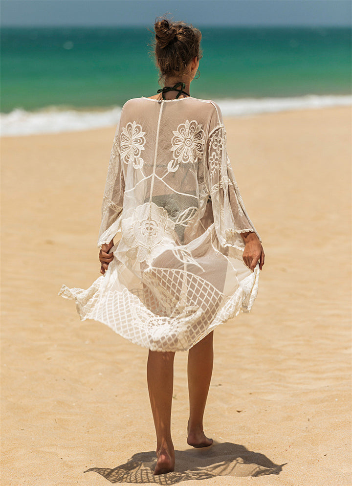 Dame elegant heklet strandtunika med florale detaljer Skjora