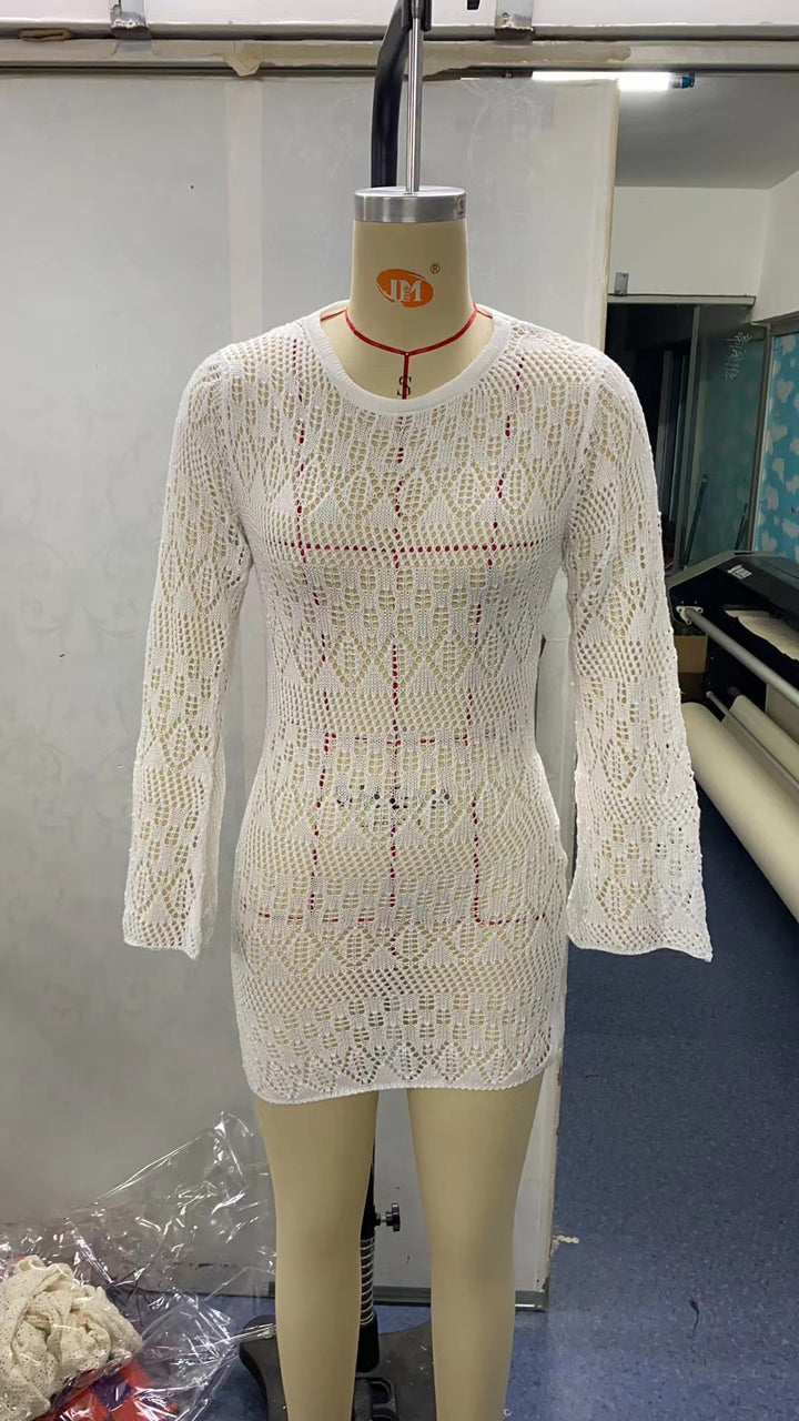 Damer Heklet Minikjole med kreativ Cut-Out-design og lange ermer Skjora