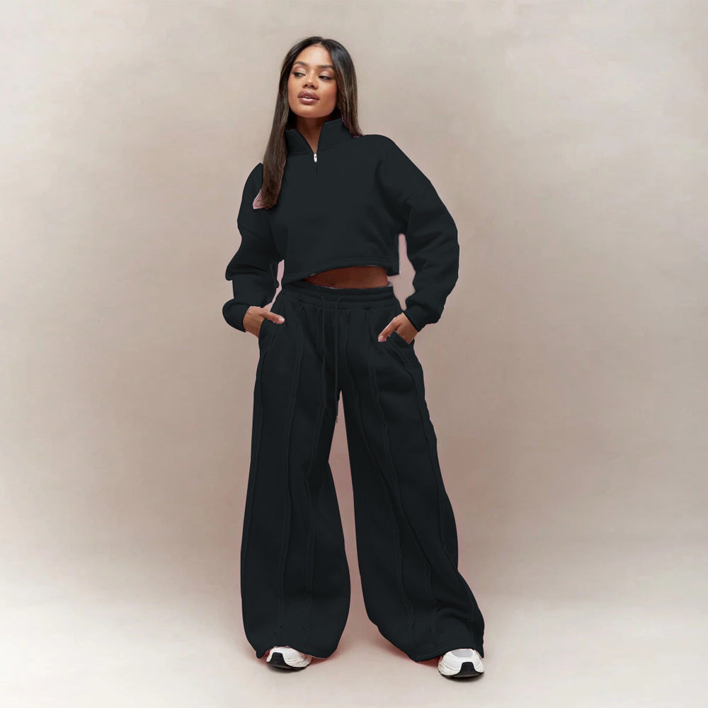 Kvinne's fashionable cropped sweatshirt og casual joggers sett Skjora