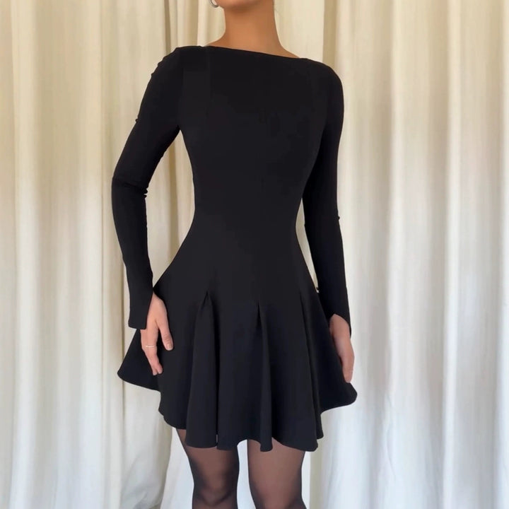 Damer Elegant Mini Kjole med Uten Ermer Design og Svingende Kant