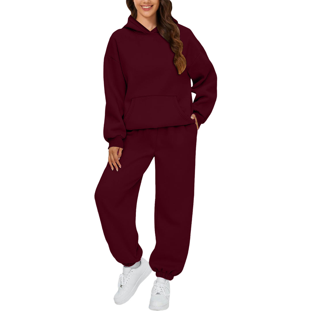 Dame Komfortabel Hettegensere Suit Laget av Mykt Sweatstoff Skjora
