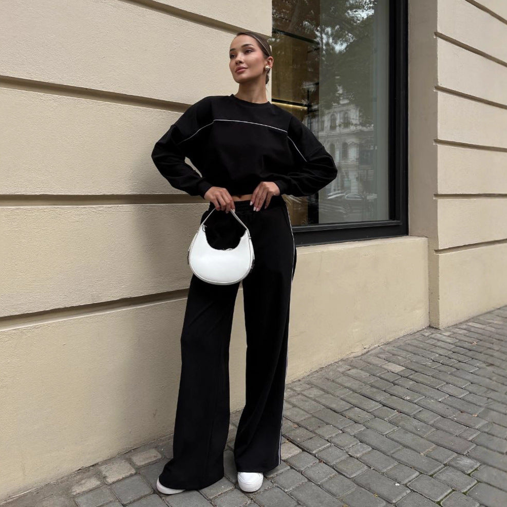 Dame moteriktig sweatshirt og avslappet bukse Skjora