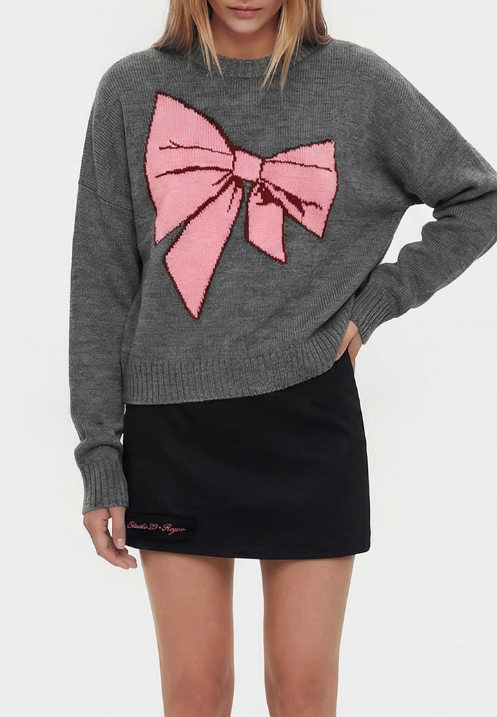 Kvinnesweater med slående bue-motiv og komfortabel passform Skjora