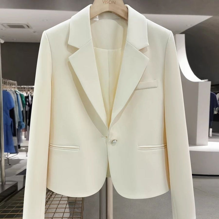 Dame elegant og skreddersydd blazer med slanke reverser Skjora