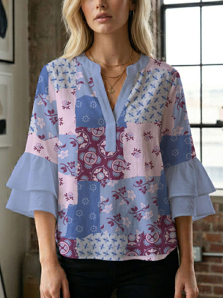 Damebluse med vakker blomstermønster Skjora
