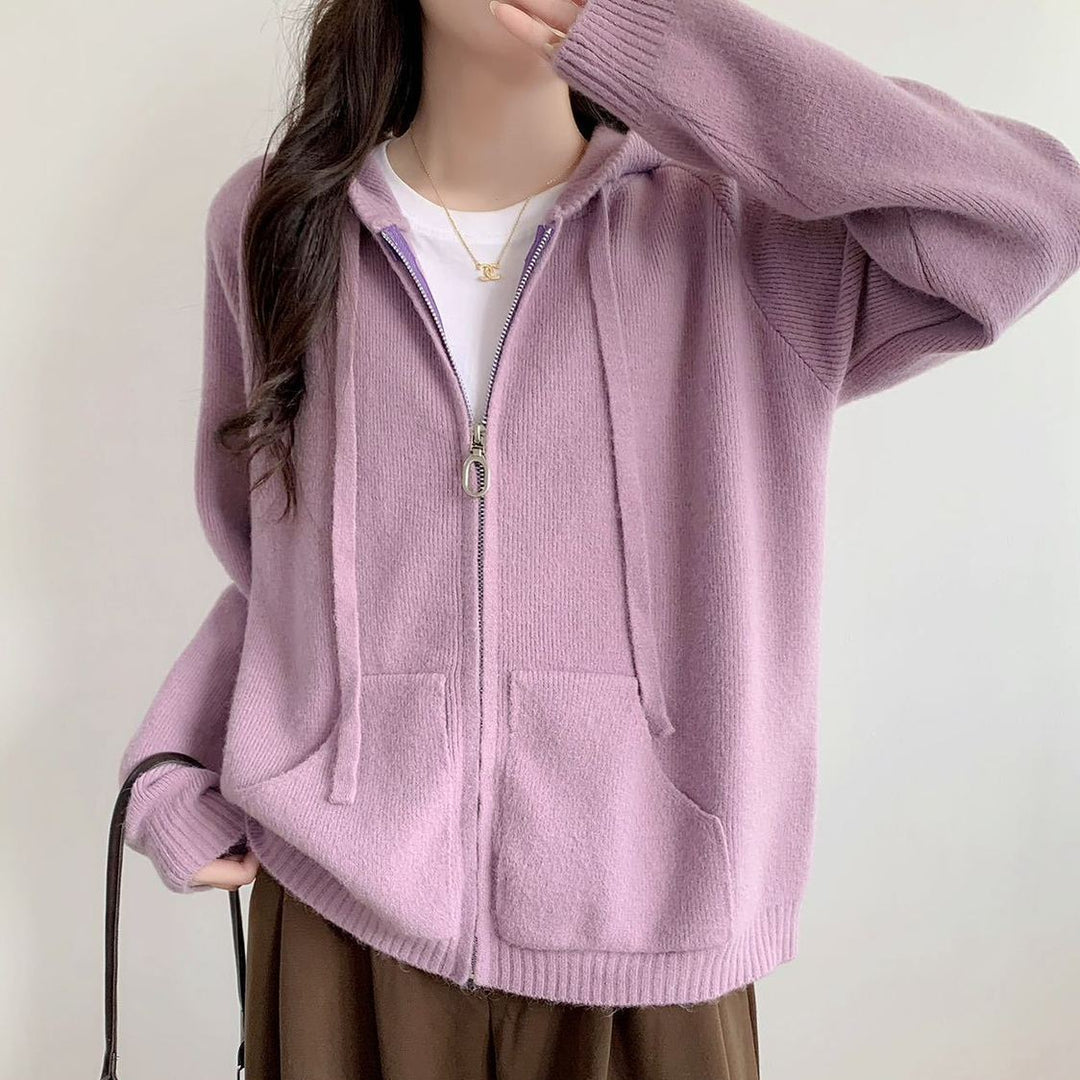Damenes oversized hettegenser med kort snitt og praktiske lommer Skjora