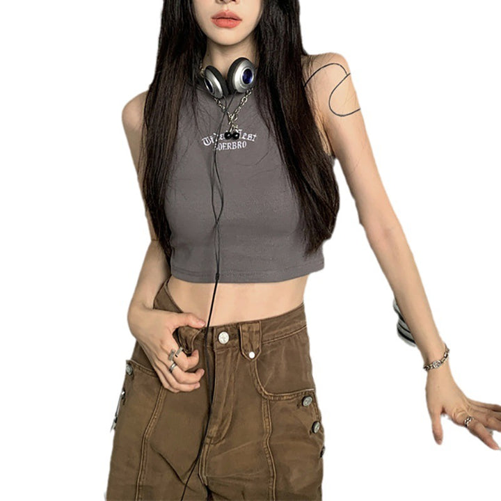 Kvinne Crop Top med Høy Krage og Diskret Logo Skjora