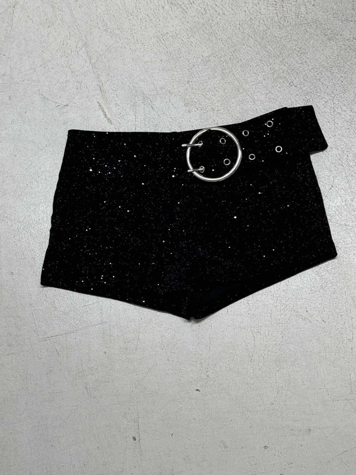 Dame Glitrende Künstlærshorts med dekorativt belte Skjora
