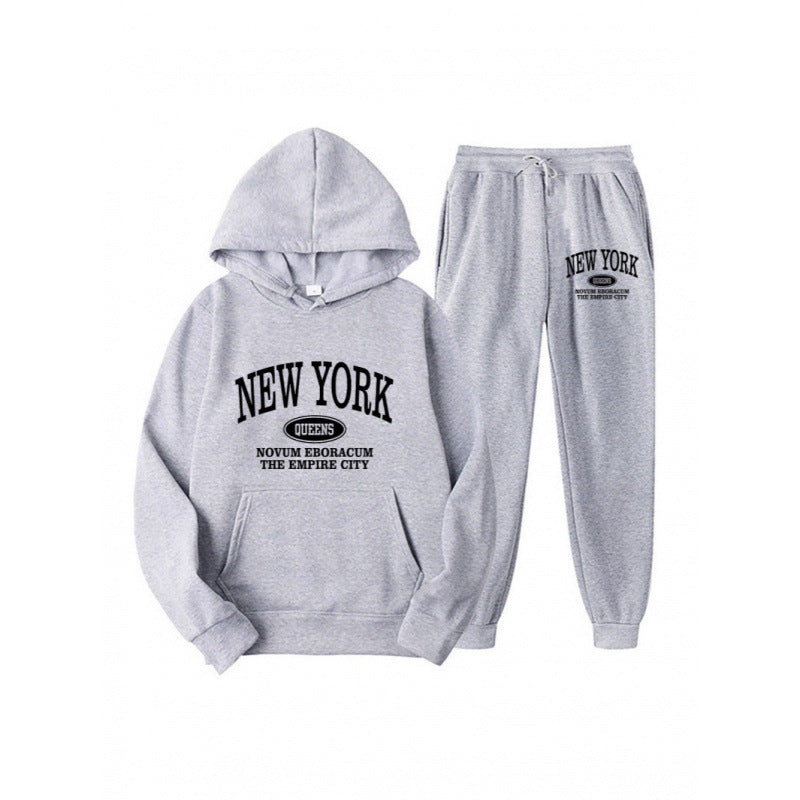 Women's hoodie set with versatile lettering and comfortable pockets Skjora