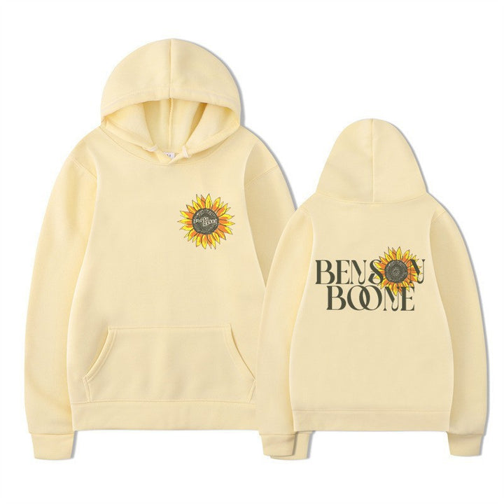 Dame hoodie med blomster grafisk design Skjora