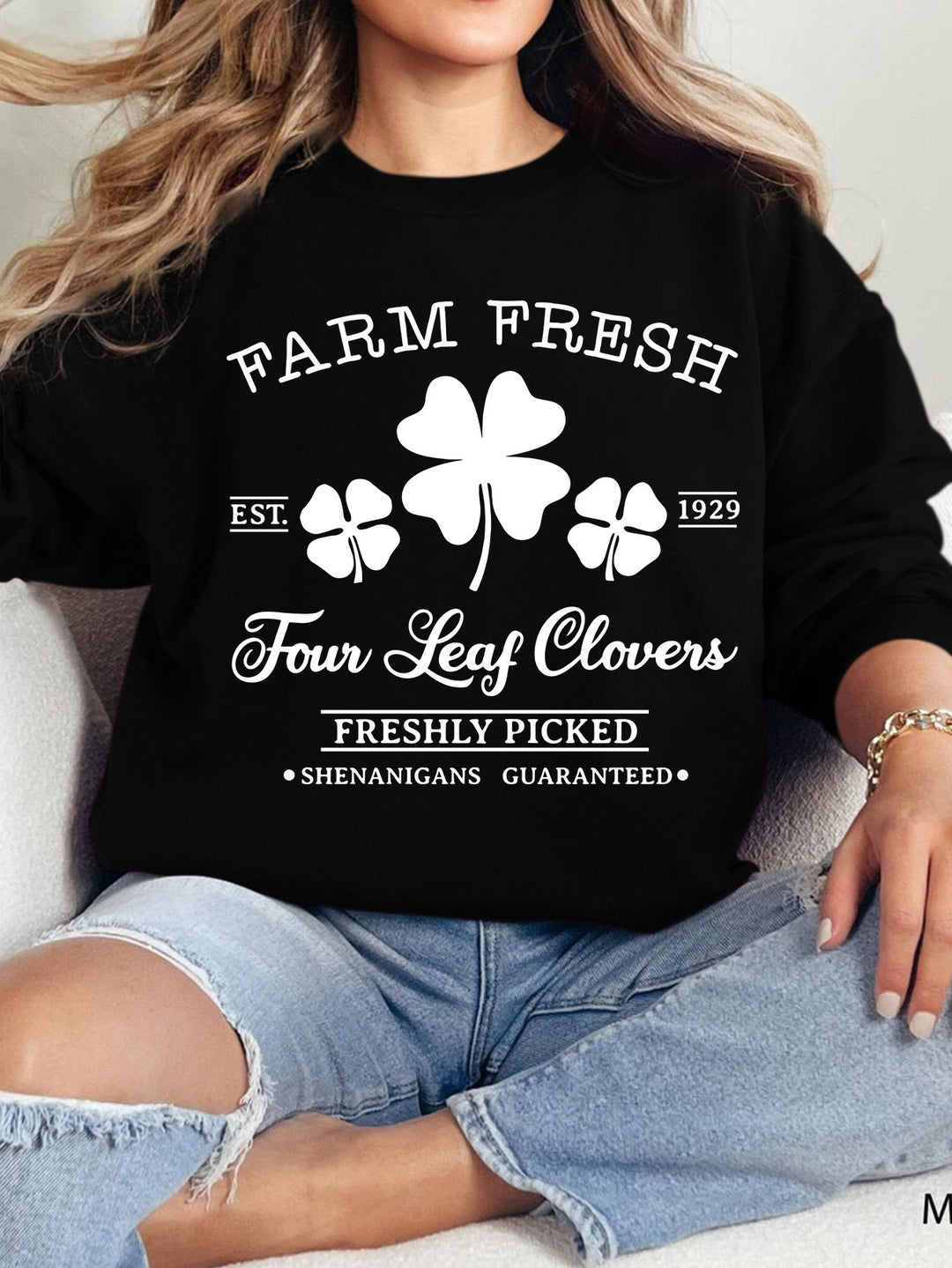 Dames fritidssweatshirt med vintage-inspirert kløvermotiv og komfortabel passform Skjora