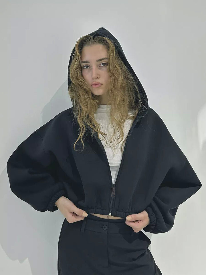 Women's Cropped Hoodie with Wide Sleeves Skjora