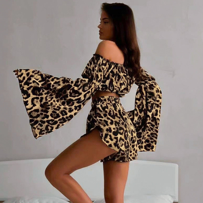 Dame Offshoulder Crop-Top med vid arm og leopardmønster Skjora